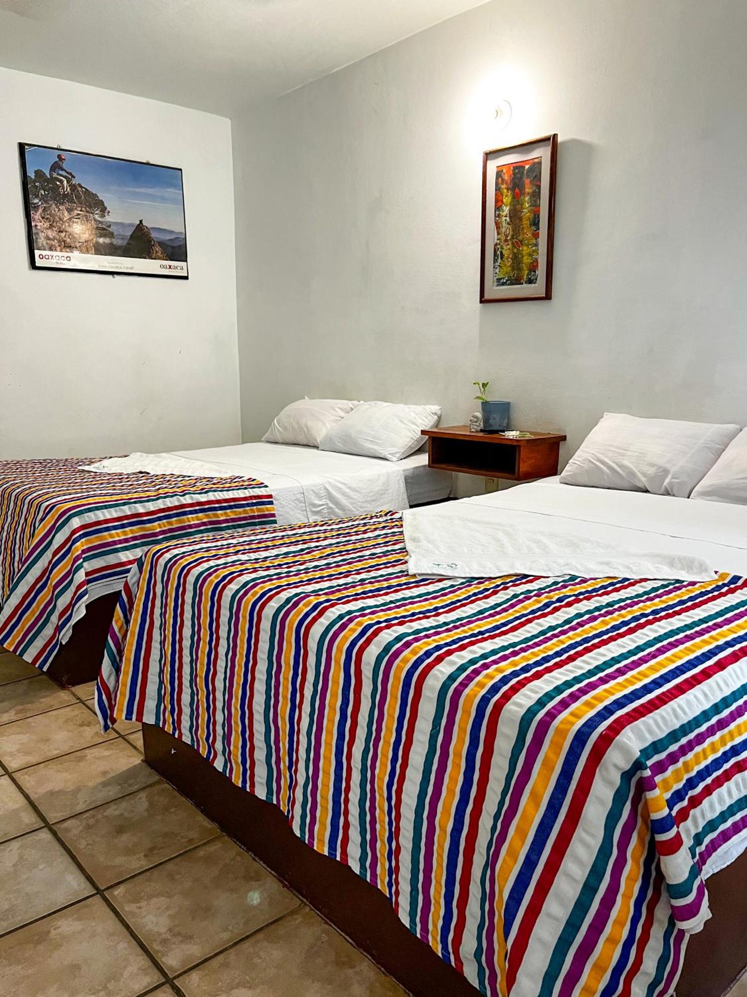 Hotel Om Downtown Santa Cruz Huatulco Eksteriør billede